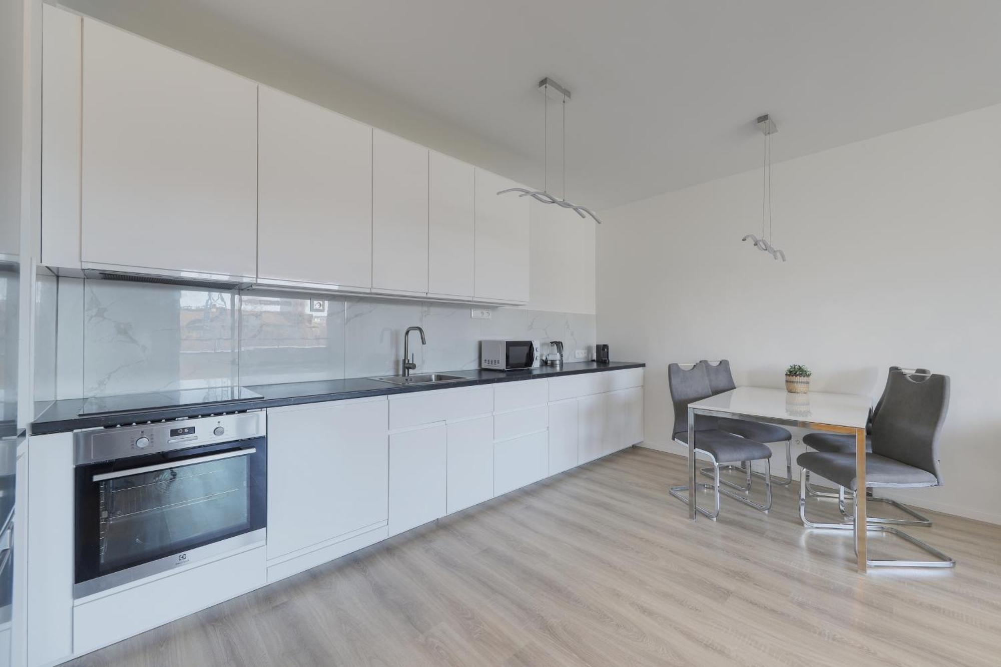 Bazova Apartment With Free Parking ブラチスラヴァ エクステリア 写真