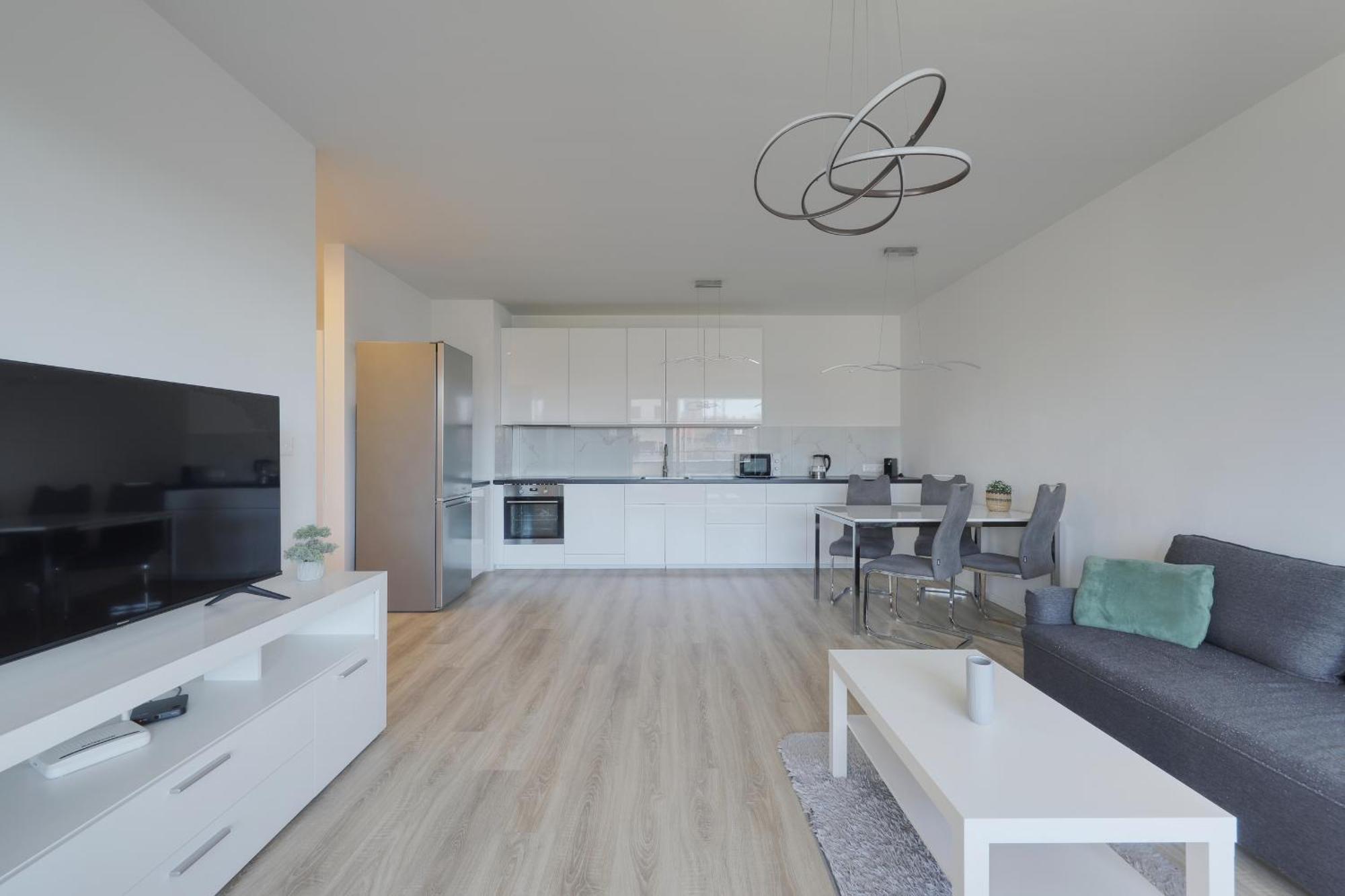 Bazova Apartment With Free Parking ブラチスラヴァ エクステリア 写真