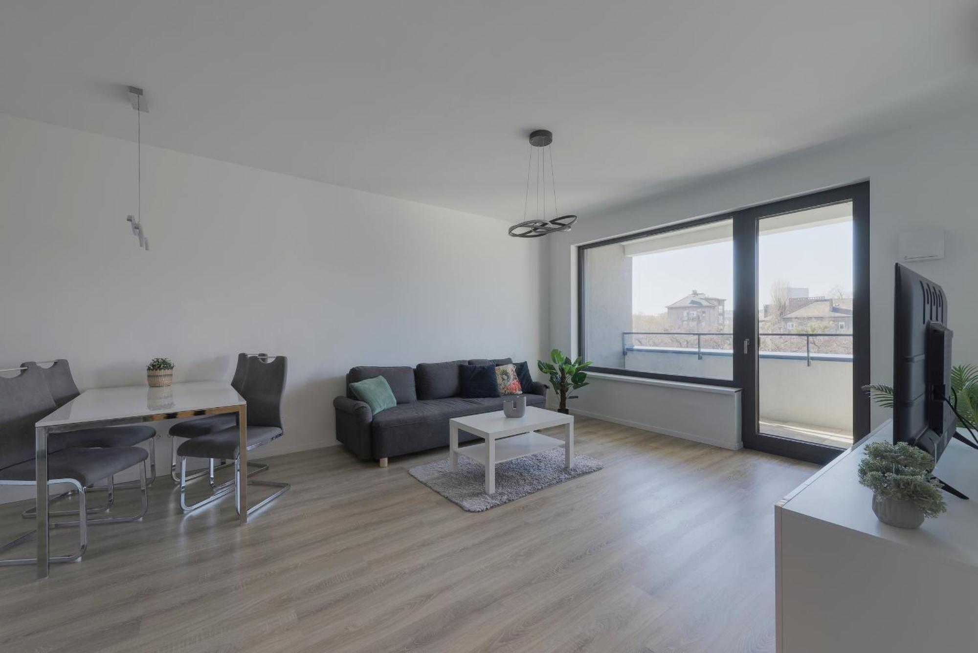 Bazova Apartment With Free Parking ブラチスラヴァ エクステリア 写真